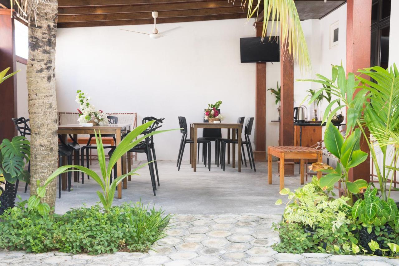 Hotel Palm Gate Maldives Thulusdhoo Exterior foto